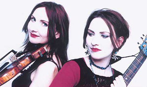 Camine folk duo in Kent